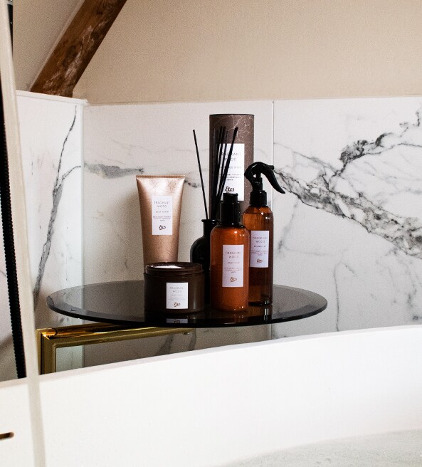 Fragrant Wood Etos home &amp; body lijn